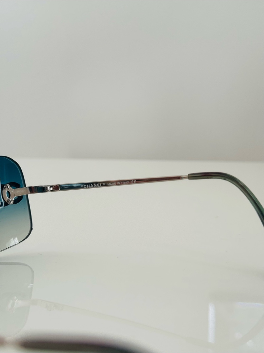 Extremely rare 🦋 Authentic Chanel rimless CC sunglasses✨ - Picture 4 of 7
